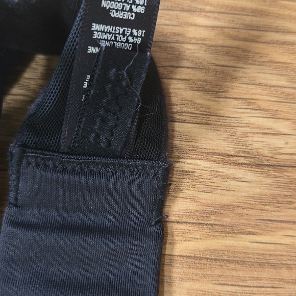 Skims Bra 36D - Picture 6 of 6